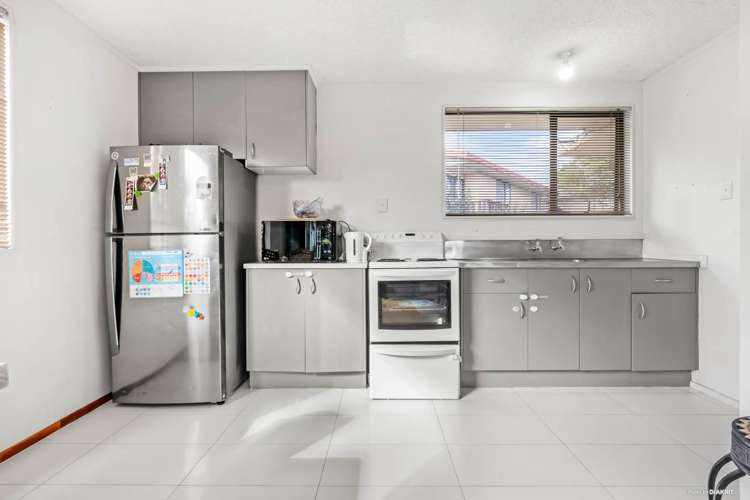 2/8 Inca Place Red Hill_2