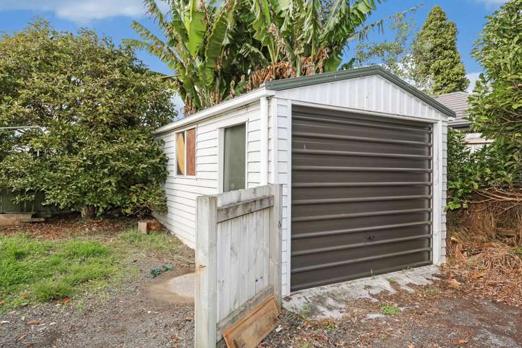 1 Booth Crescent Tuakau_12