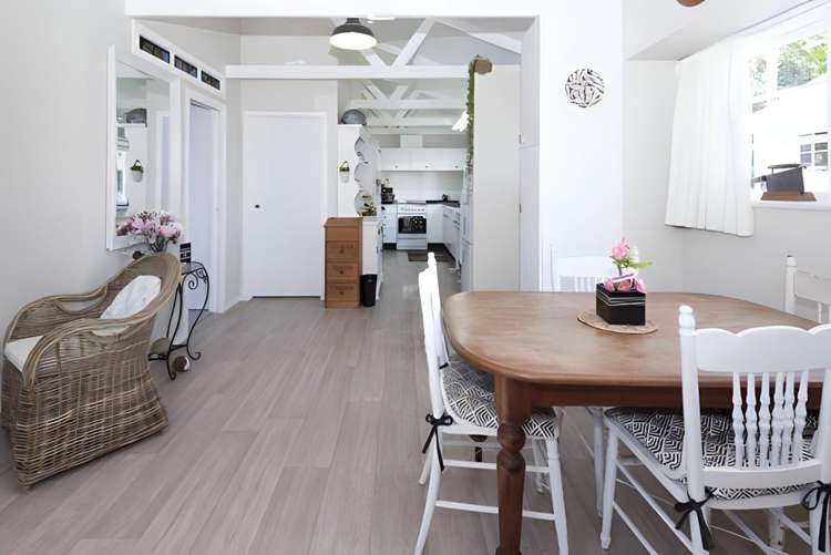 53 Paparoa Road Cockle Bay_22