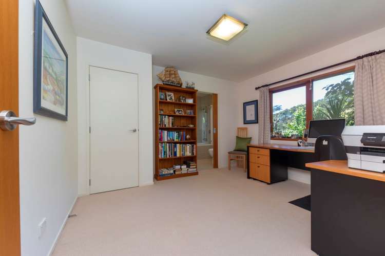 184 Laingholm Drive Titirangi_16