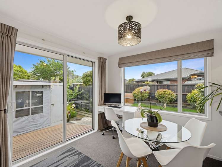2/4 Queenspark Drive Parklands_7