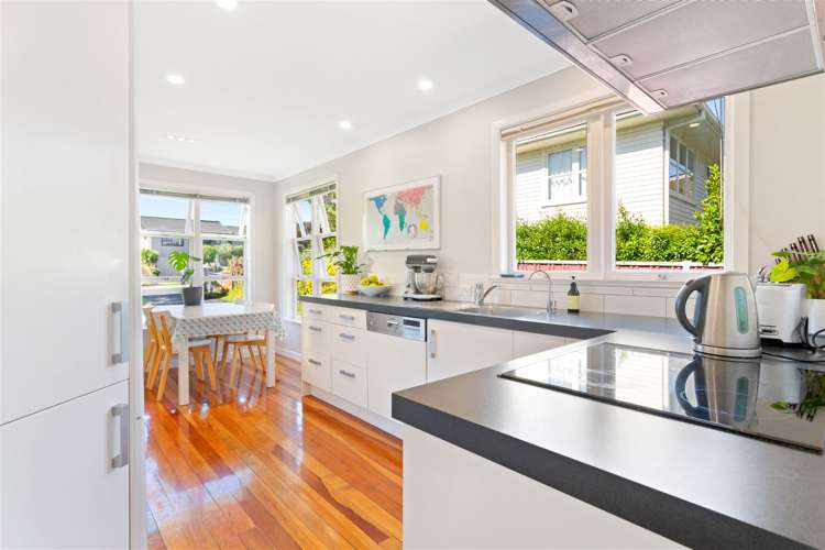 4 Mayburn Road Te Atatu Peninsula_4