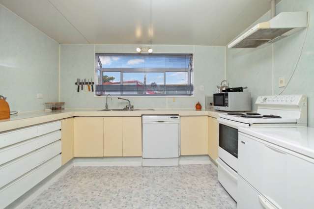 25 Etherton Drive Manurewa_2