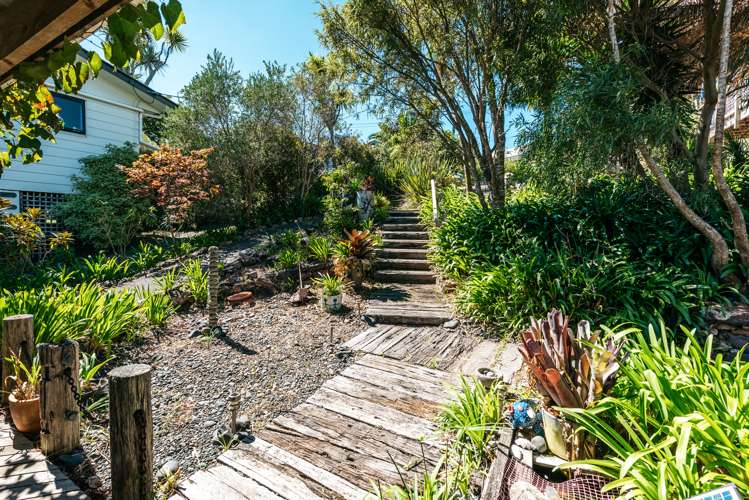 5 Huia Street Oneroa_6