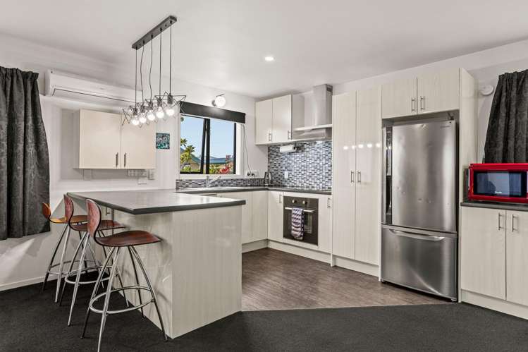 2/138 Kerrs Road_2