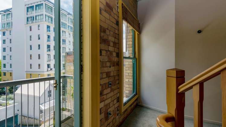 8/203 Hobson Street Auckland Central_5