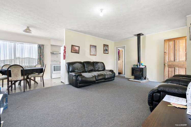 17 Greenstone Place Clover Park_5