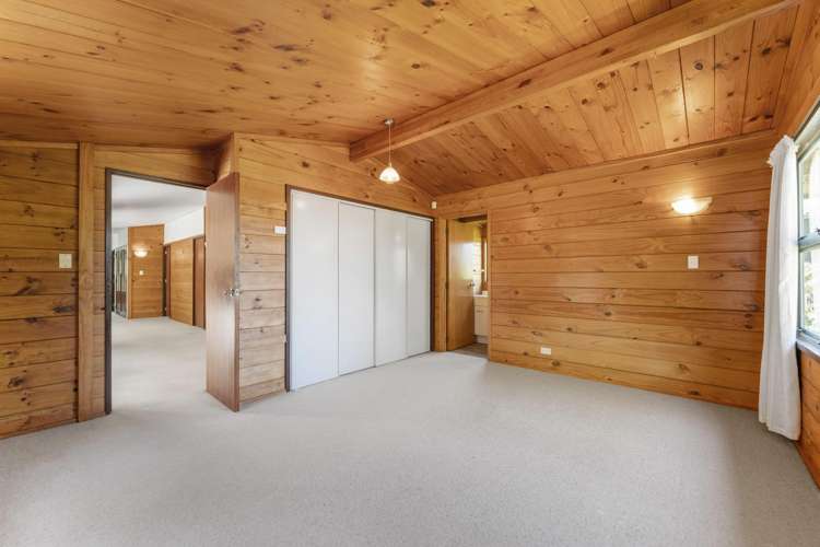 33 Hinekura Avenue Central_6