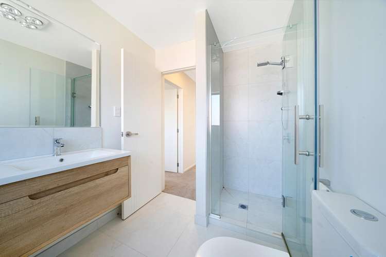 1/17 Rewarewa Road Te Atatu Peninsula_15