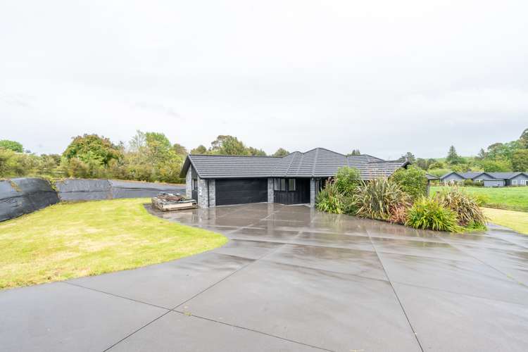 15 Tari Road Pukeatua_8