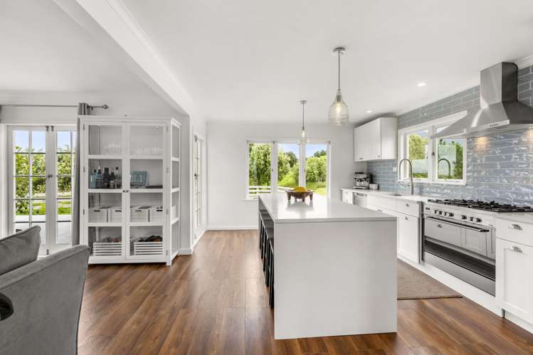 448 Ruapuke Road Raglan_5