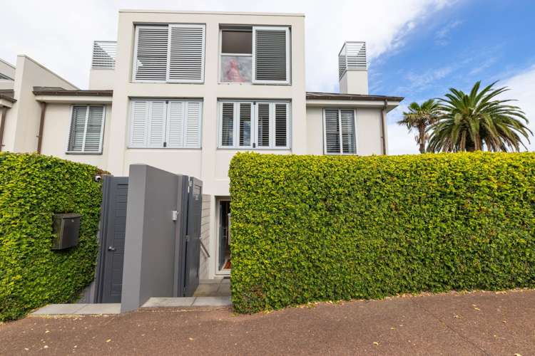 19F St Stephens Avenue Parnell_15