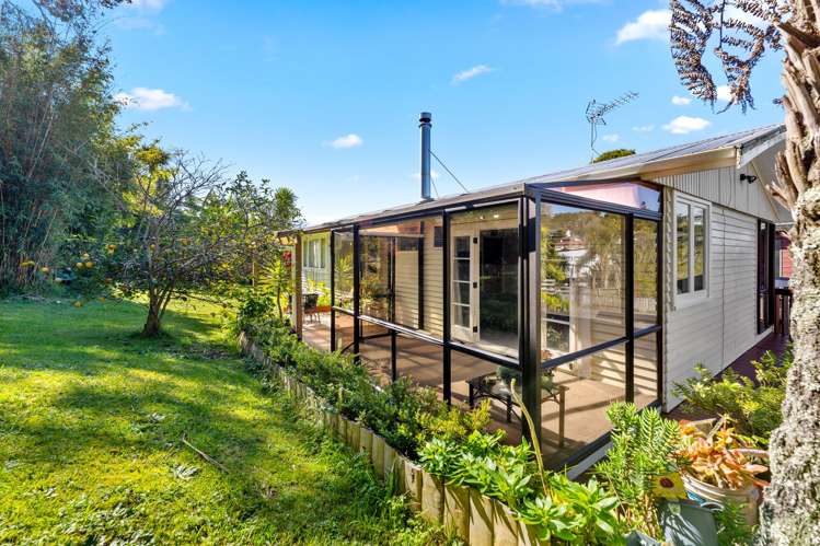 1/11a Agincourt Street Glenfield_14