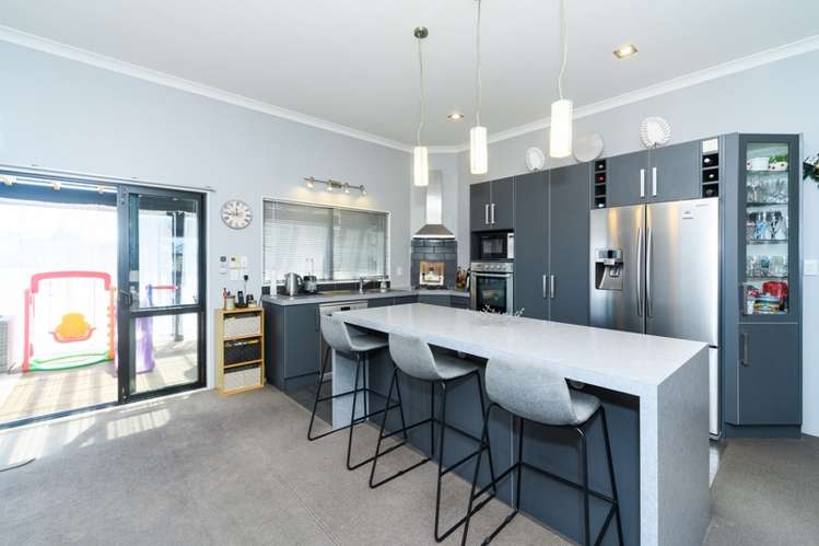 61 Peter Hall Drive Kelvin Grove_5