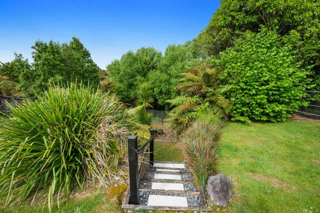 4 Paterson Grove Pukehangi_3