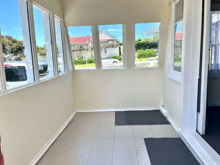 1B Barrack Road Mount Wellington_10