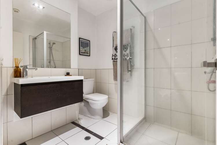 4r/435 New North Road Kingsland_11