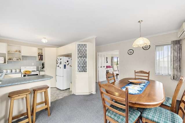 10 Northmeadow Drive Rototuna_1