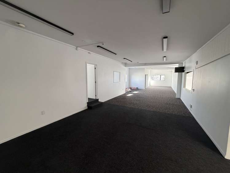 7 - 11 Cabernet Crescent Waitakere_8