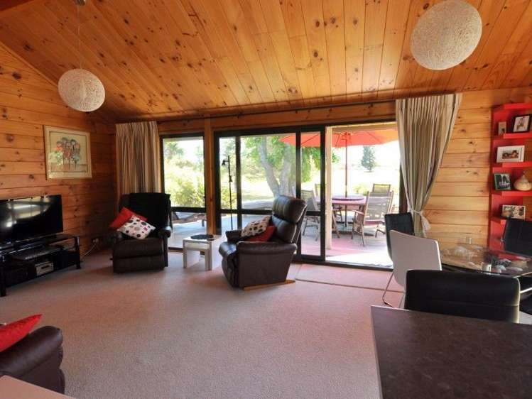 10 Hobson Place Pauanui_9