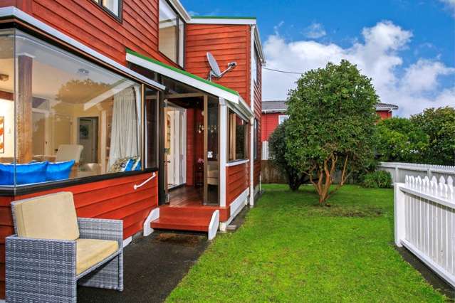 2/12 Esmonde Road Takapuna_1