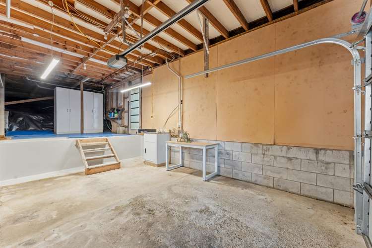 239 Vipond Road Stanmore Bay_21