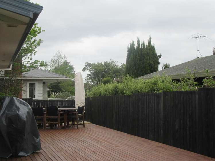 326a Glengarry Road Glen Eden_2