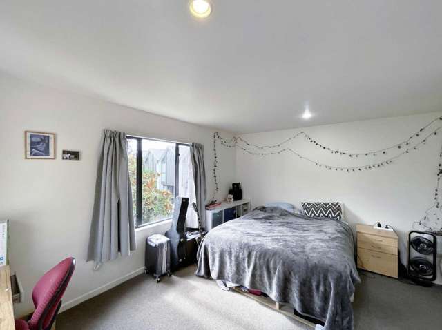7/4 Brockworth Place Riccarton_4