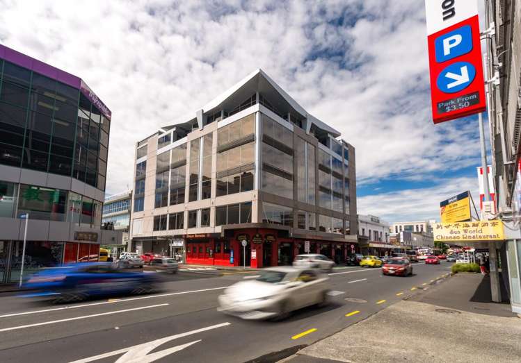 414 Khyber Pass Road_0