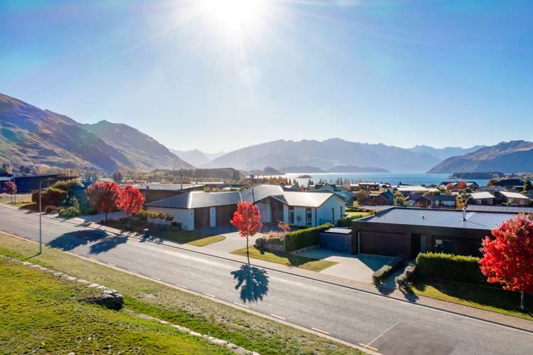 57 West Meadows Drive Wanaka_1