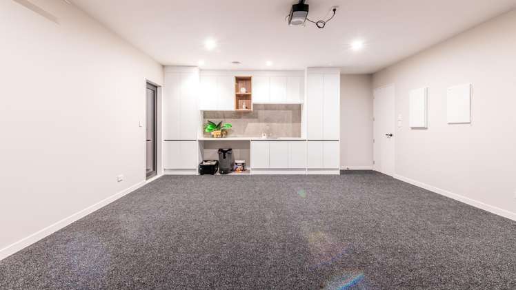 25 Meadows Drive Clevedon_24