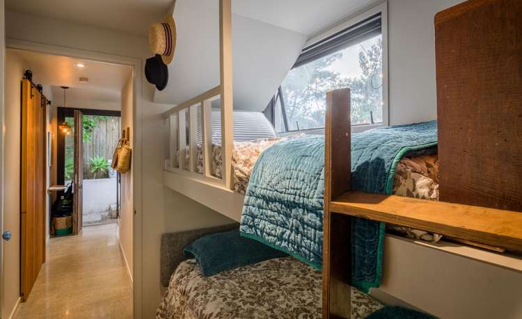 58 Kauri Point Road Laingholm_13