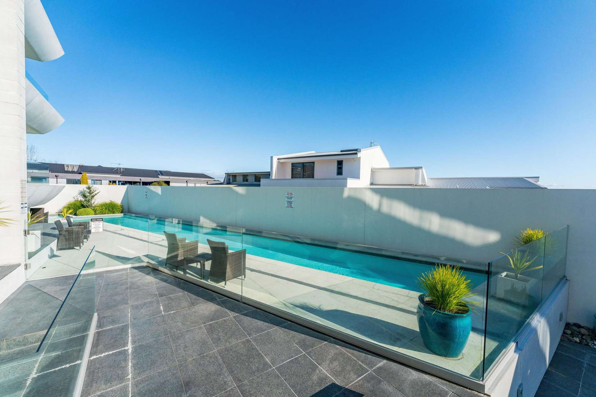 10/225 Lake Terrace Waipahihi_0