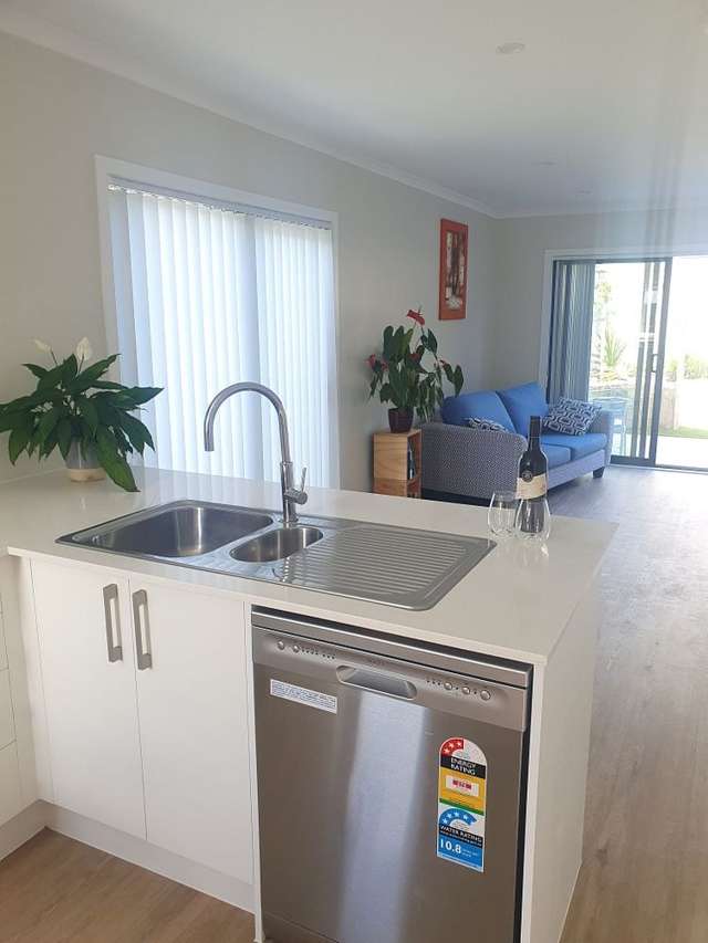 14/125B Metcalfe Road Ranui_1