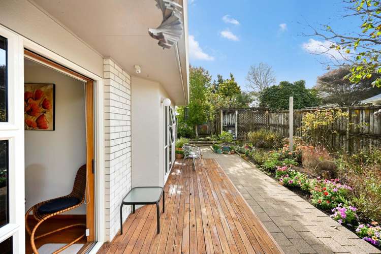 53 Splitt Avenue Glenview_23