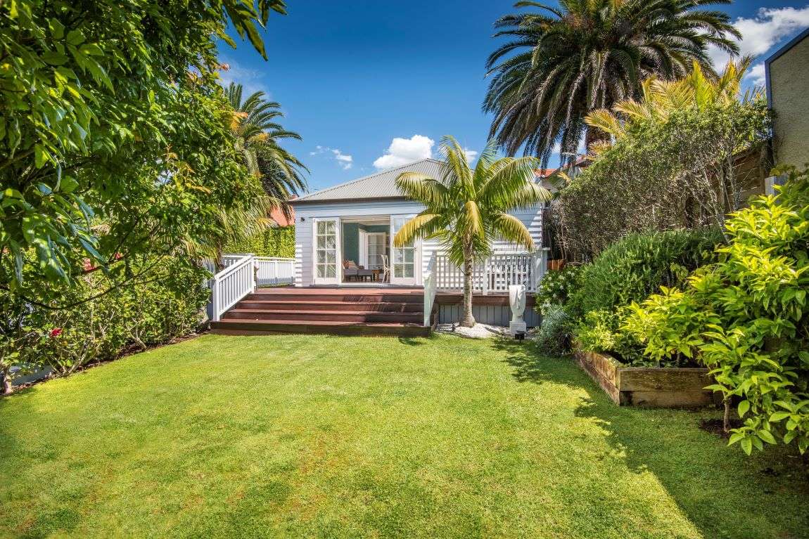 13 Stanley Point Road in Stanley Point, Devonport