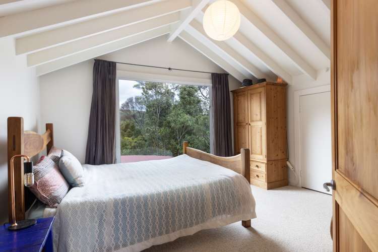 16 La Trobe Track Karekare_27