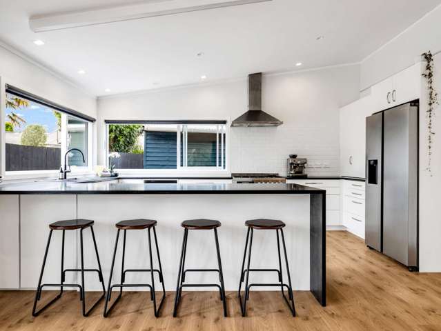 1 Melia Place Stanmore Bay_4
