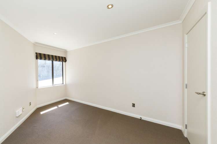 25a Weston Avenue Roslyn_13