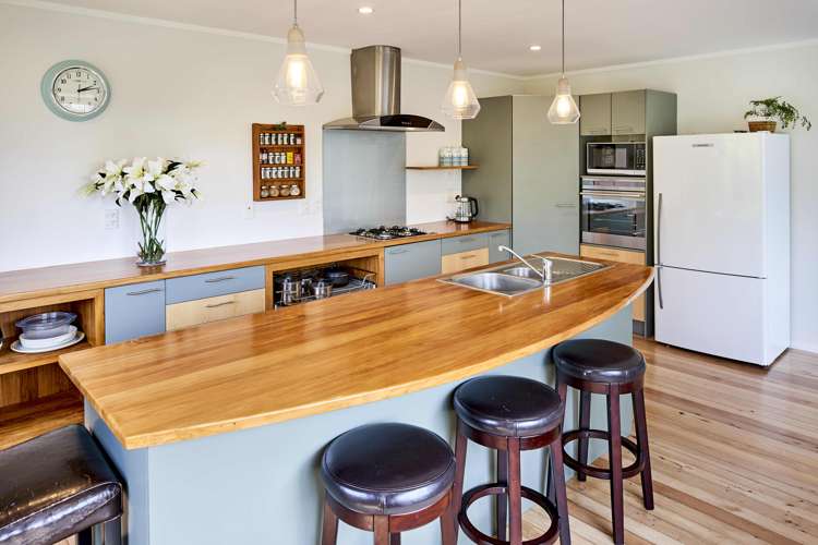 51a Omapere Street Whitby_4