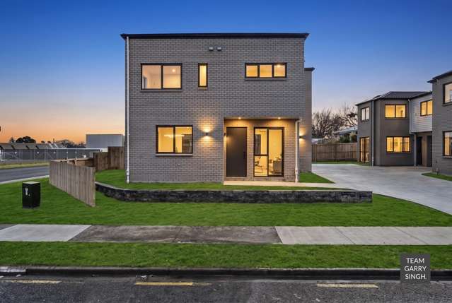 CCC & TITLES ISSUED - READY TO MOVE IN