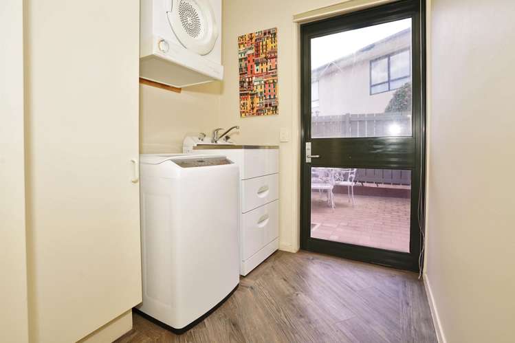 54 Grosvenor Gardens Flagstaff_10