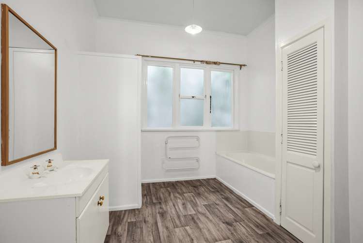 6 Waipapa Road Hataitai_13