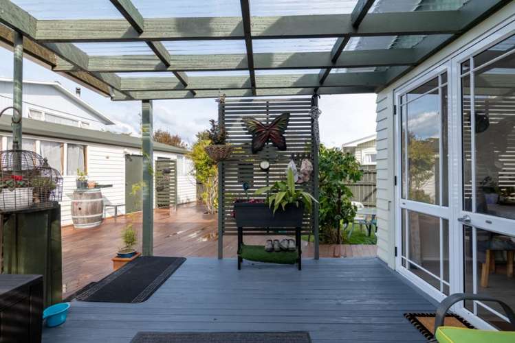 2 Shelley Crescent Stoke_17