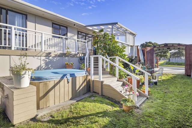 24 Scott Avenue Otaki Beach_2
