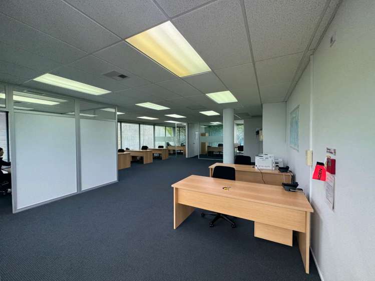 Unit I/112 Bush Road Rosedale_1