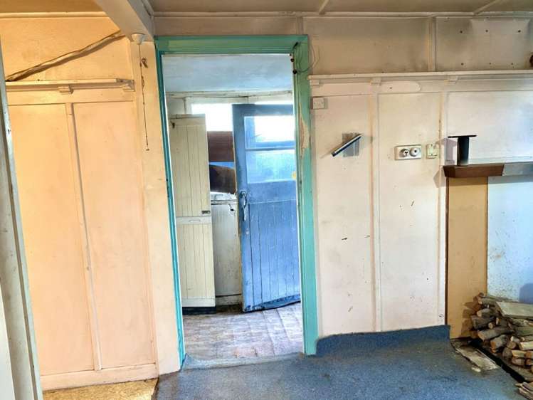 42 Pacific Drive Southbridge_16