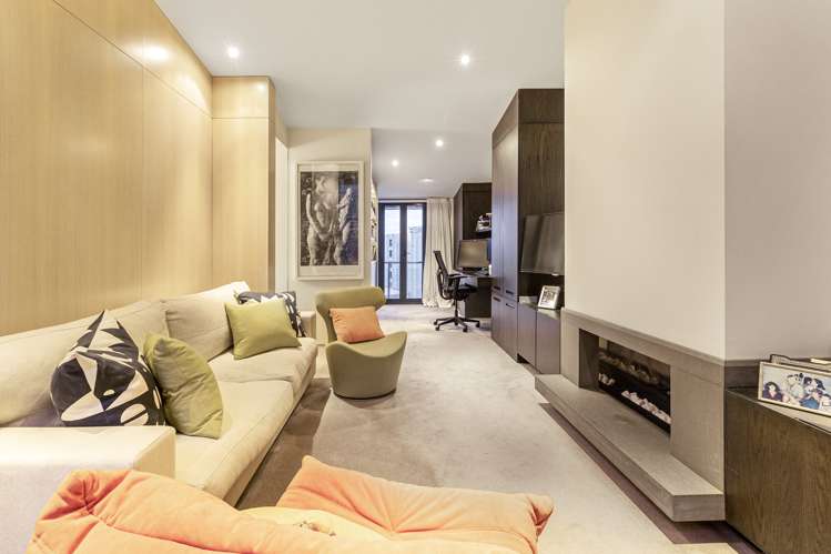 5b/21 George Street Newmarket_13