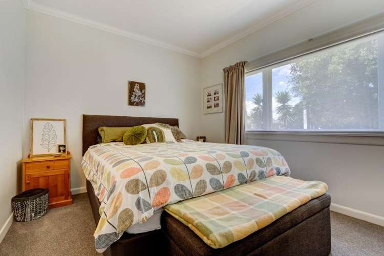 16 Cairnfield Road 11640_6