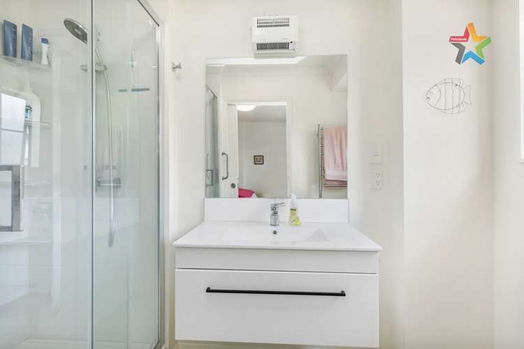 16b Wilford Street Woburn_8